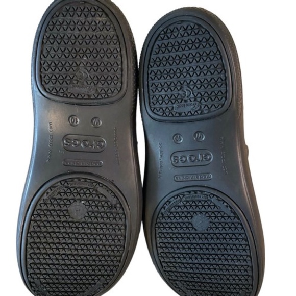 Crocs Womens Black Clogs Size 10 - Picture 8 of 9
